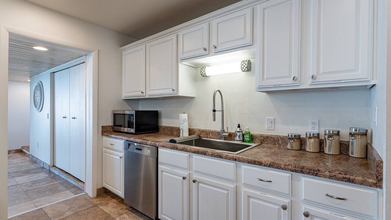 Photo of Kitchen in Papago Parkway