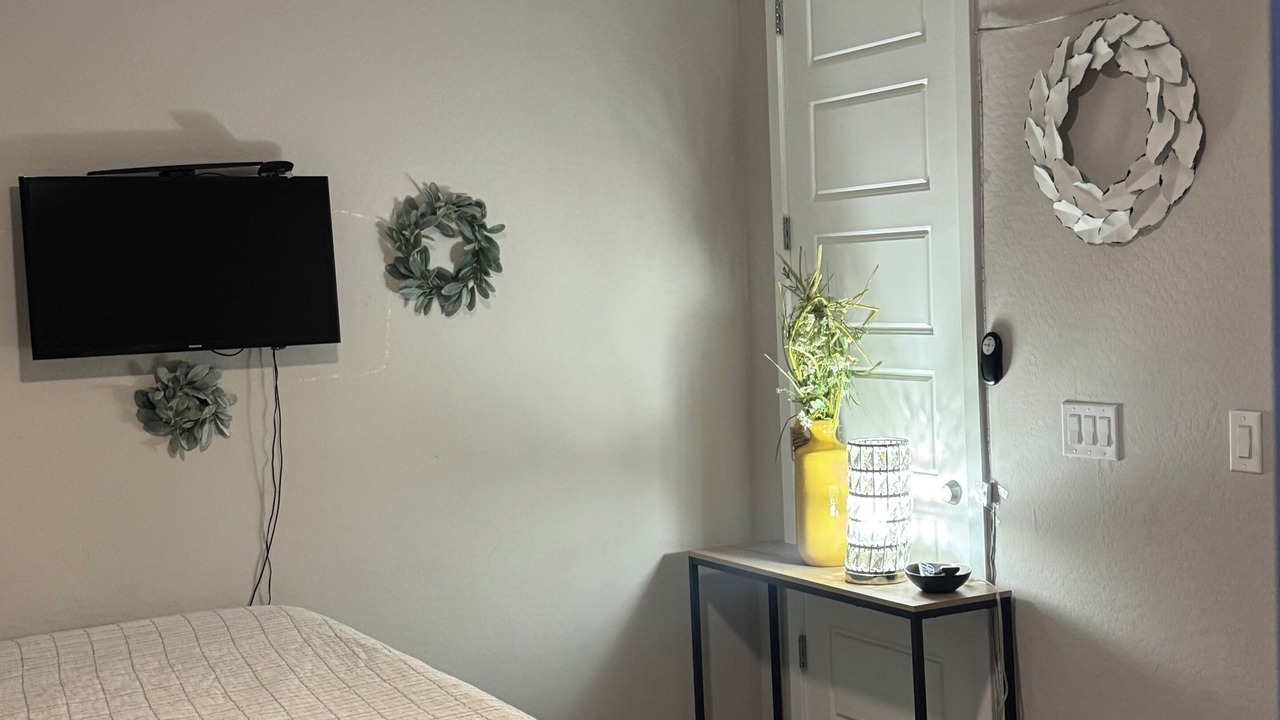 Photo of Bedroom in Russell Ranch