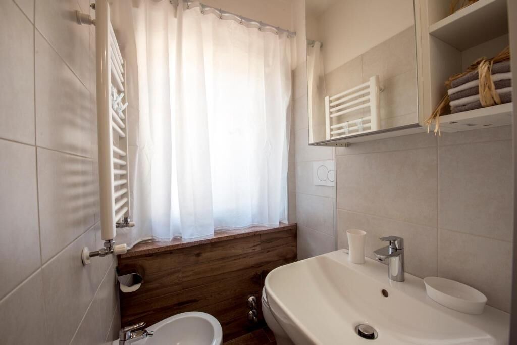 Photo of Bathroom in Pera