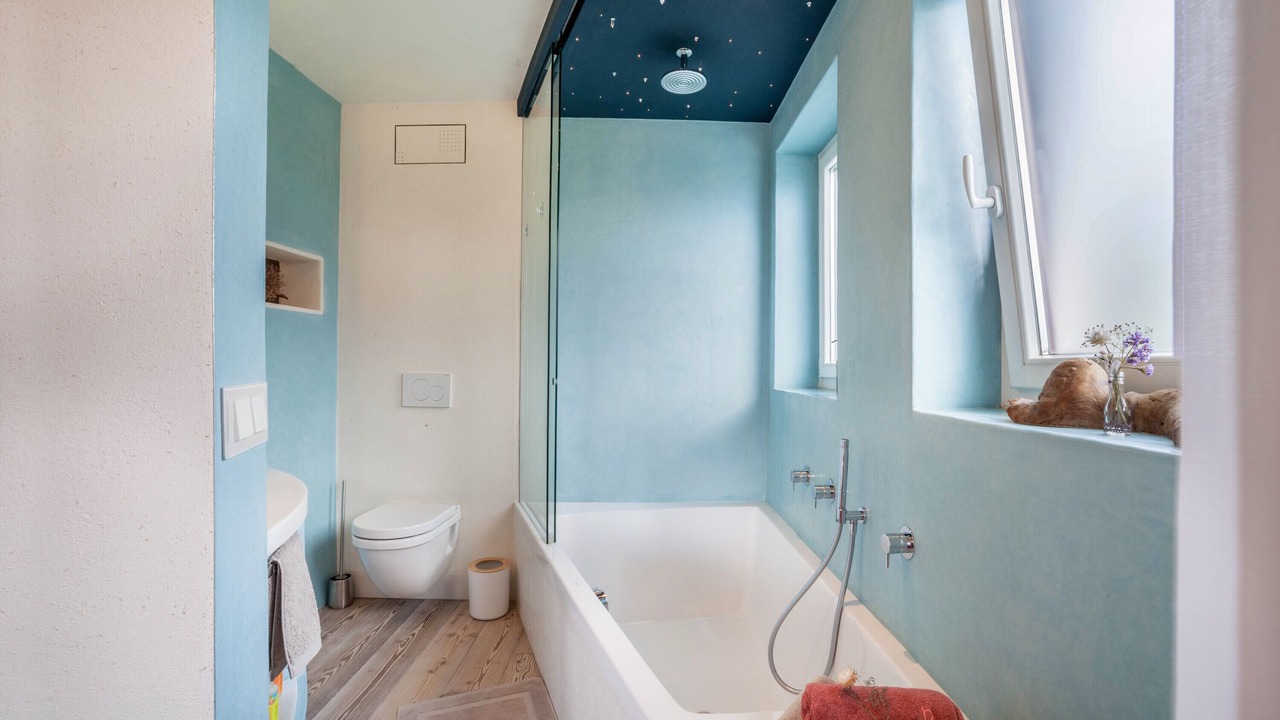 Photo of Bathroom in Caines