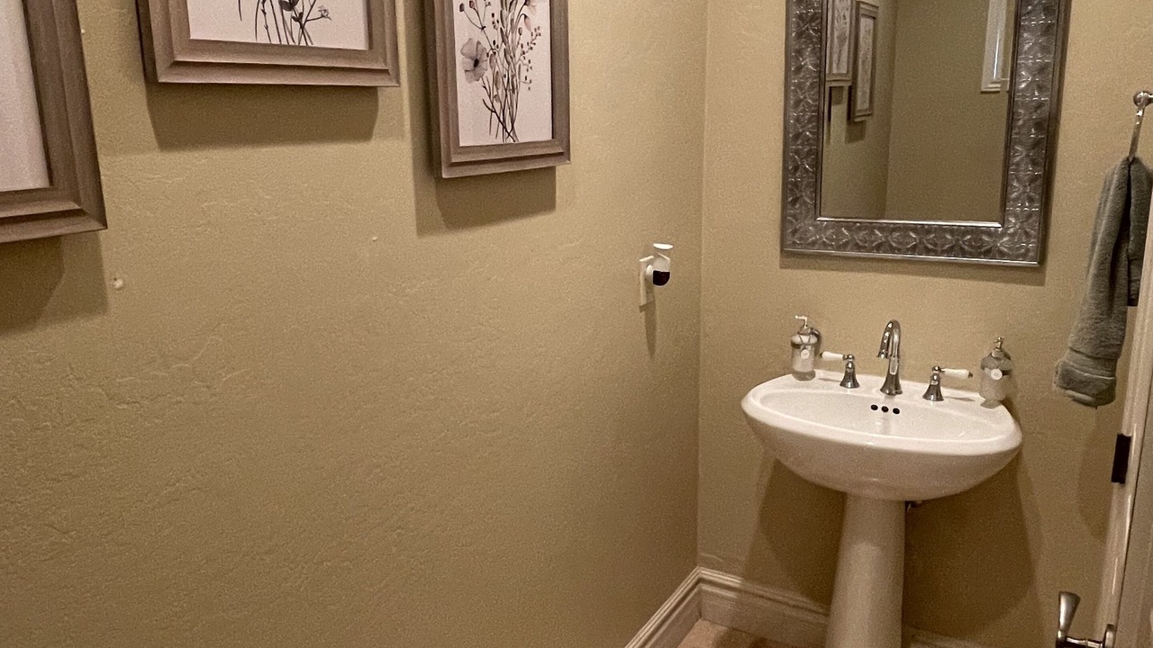 Photo of Bathroom in Talon Retreat