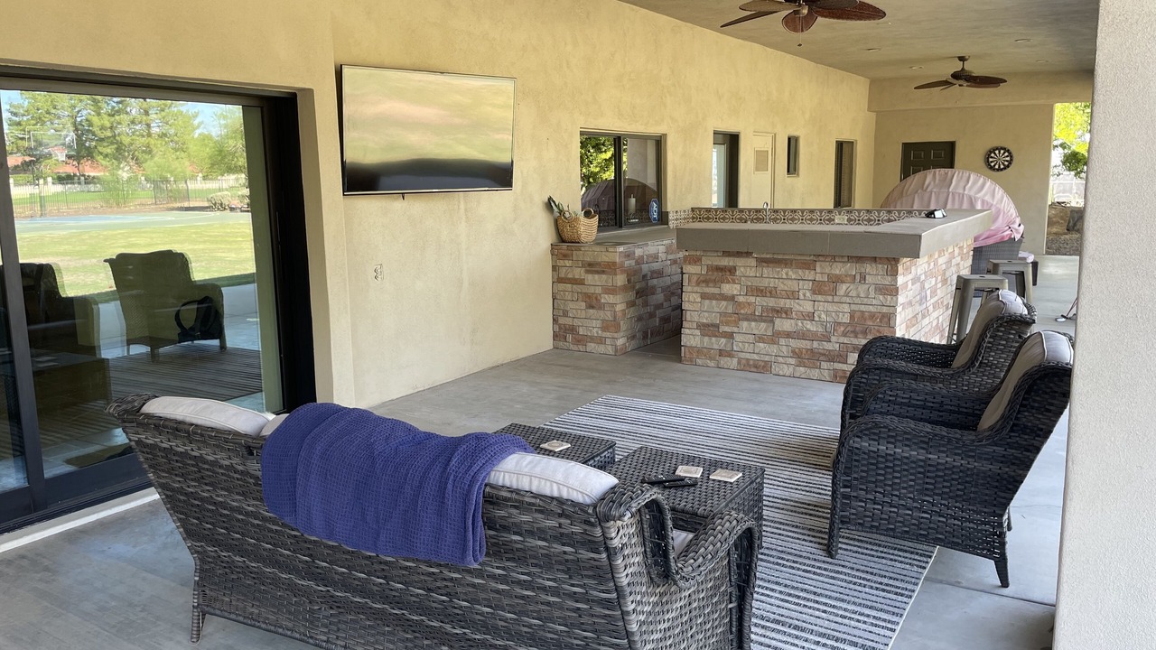 Photo of Patio Balcony in Paradise Valley Village