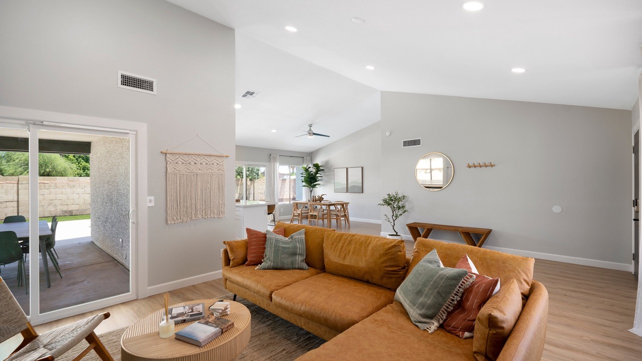 Photo of Livingroom in Tempe