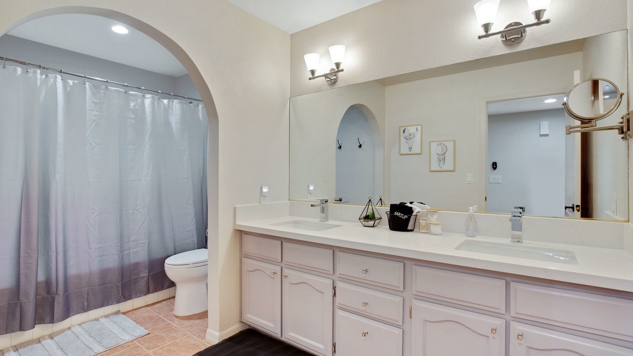 Photo of Bathroom in Mesa