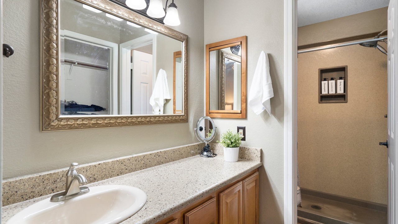 Photo of Bathroom in East Mesa