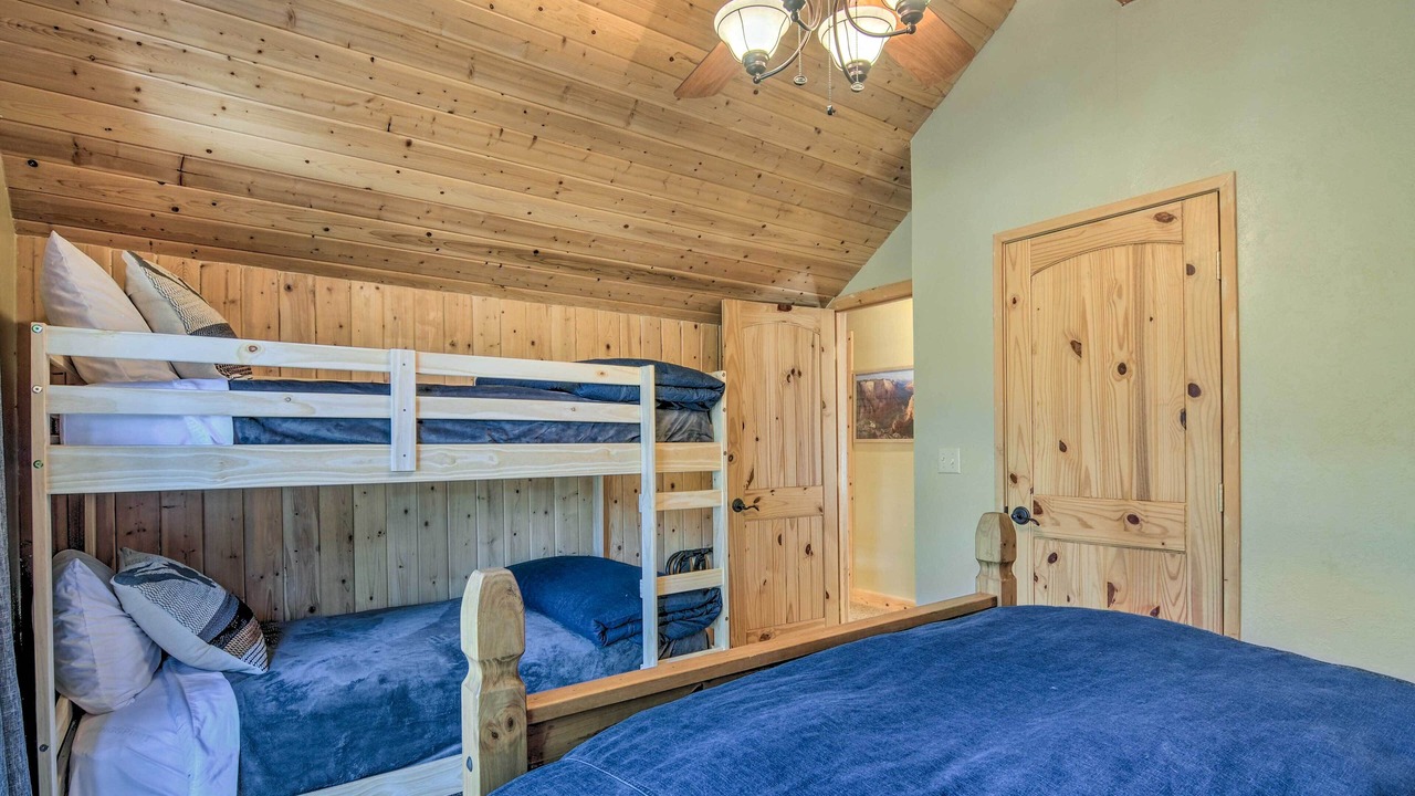 Photo of Bedroom in Meadow View Heights