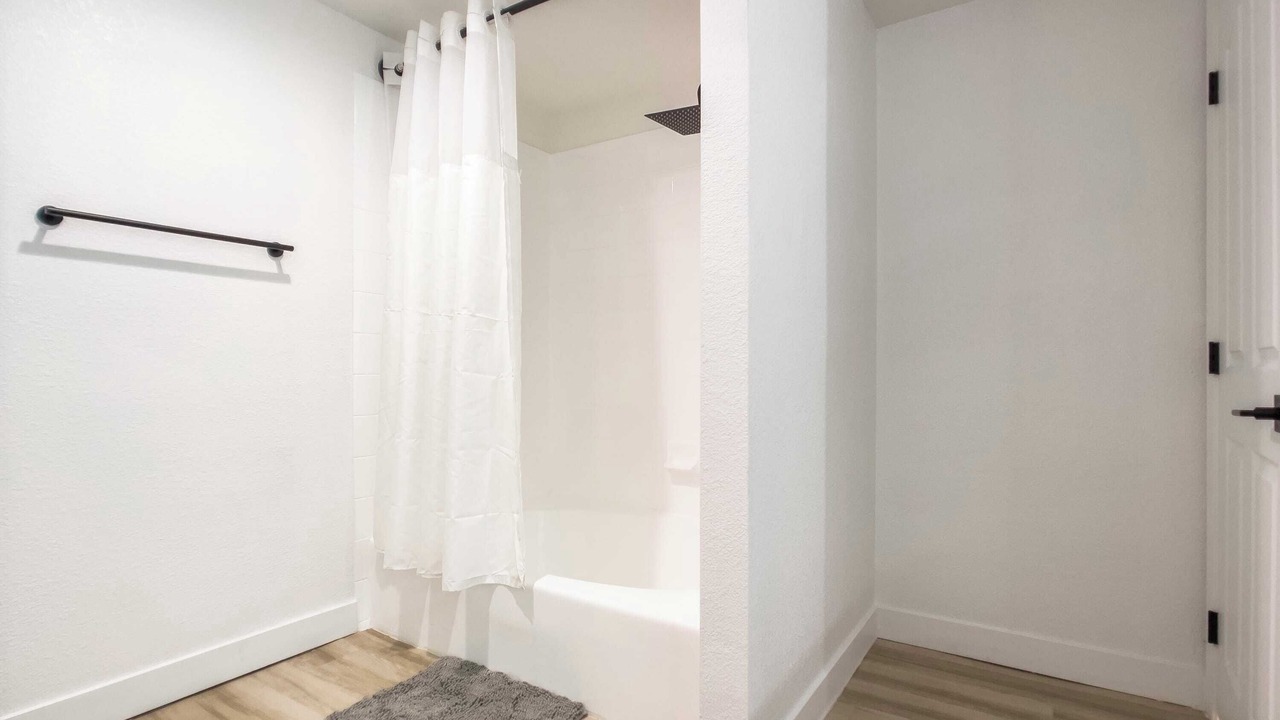 Photo of Bathroom in Desert Paradise Estates