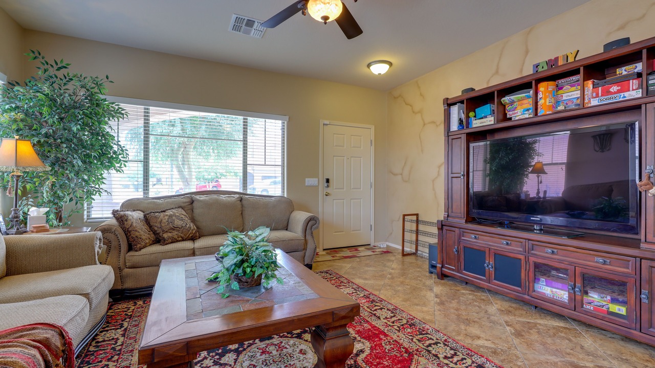 Photo of Bedroom in Maricopa