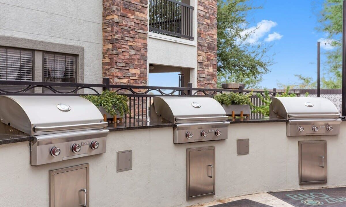 Photo of Patio Balcony in Glendale Sports and Entertainment District