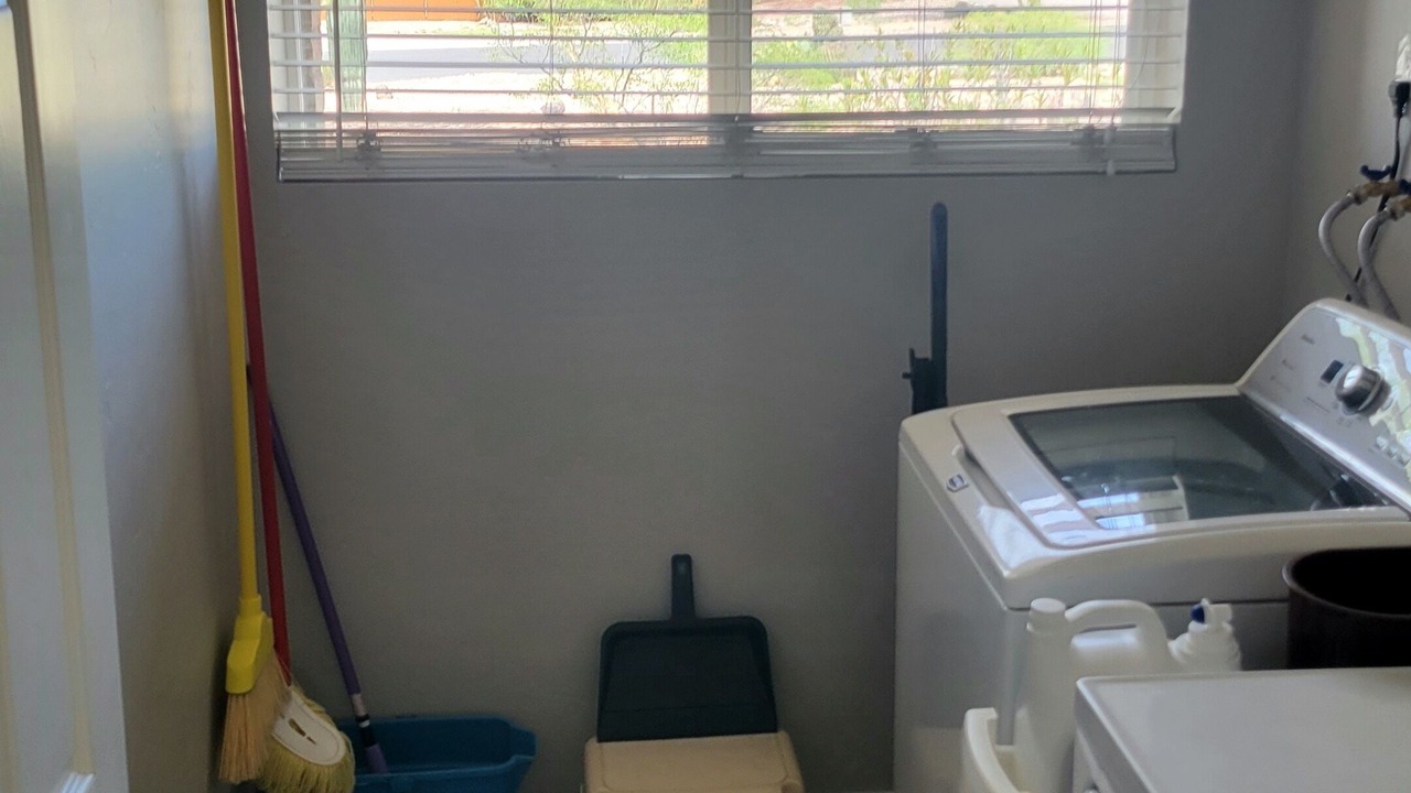 Photo of Bedroom in Ranchos De La Canada