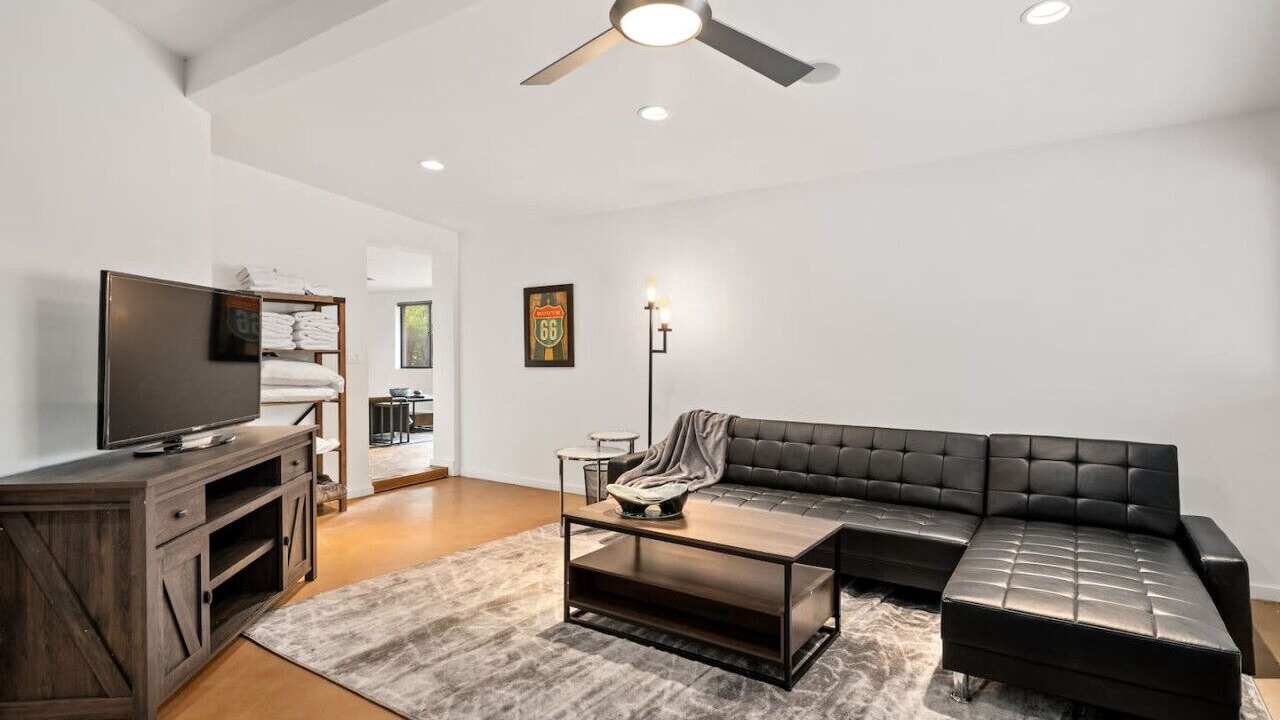 Photo of Livingroom in Riverside Terrace