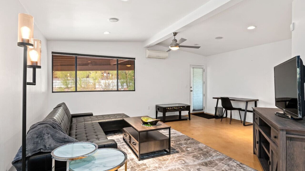 Photo of Livingroom in Riverside Terrace