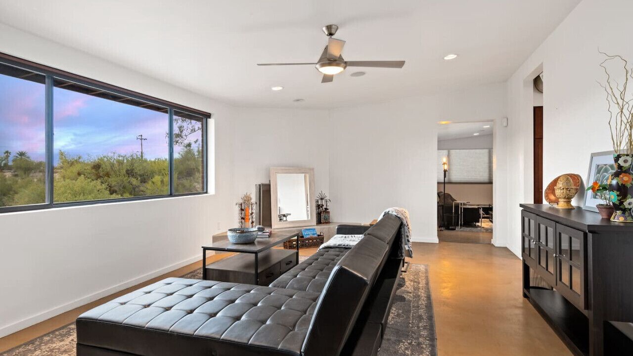 Photo of Livingroom in Riverside Terrace