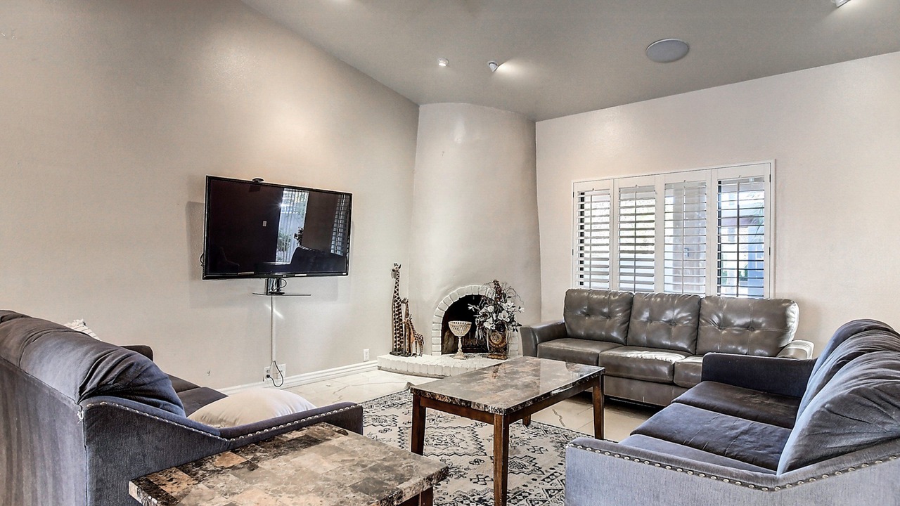 Photo of Livingroom in Shea North Estates