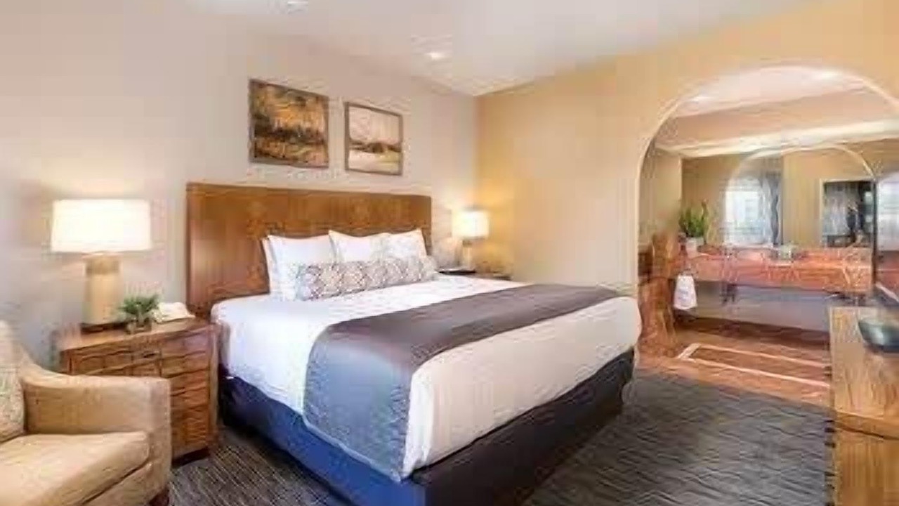 Photo of Bedroom in South Mountain