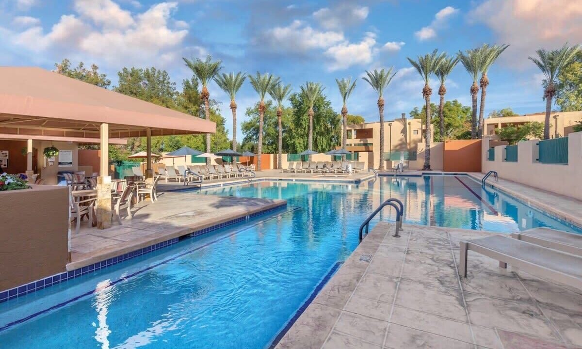 Photo of Outdoor in Paradise Valley Village