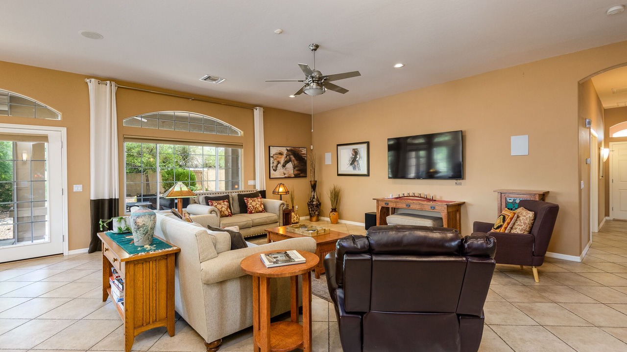 Photo of Livingroom in Cave Creek