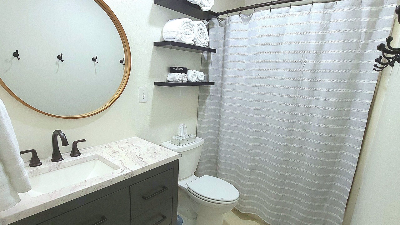 Photo of Bathroom in Page