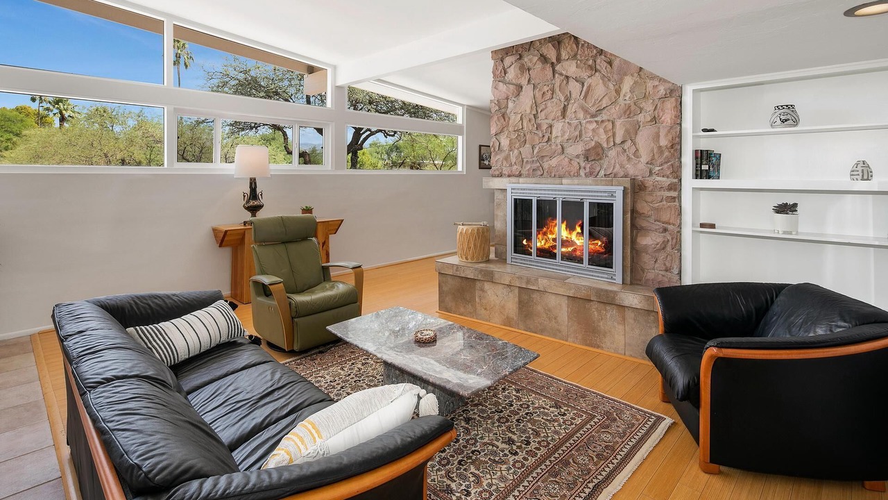 Photo of Livingroom in Tucson