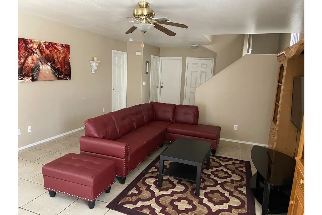 Photo of Livingroom in Sundial