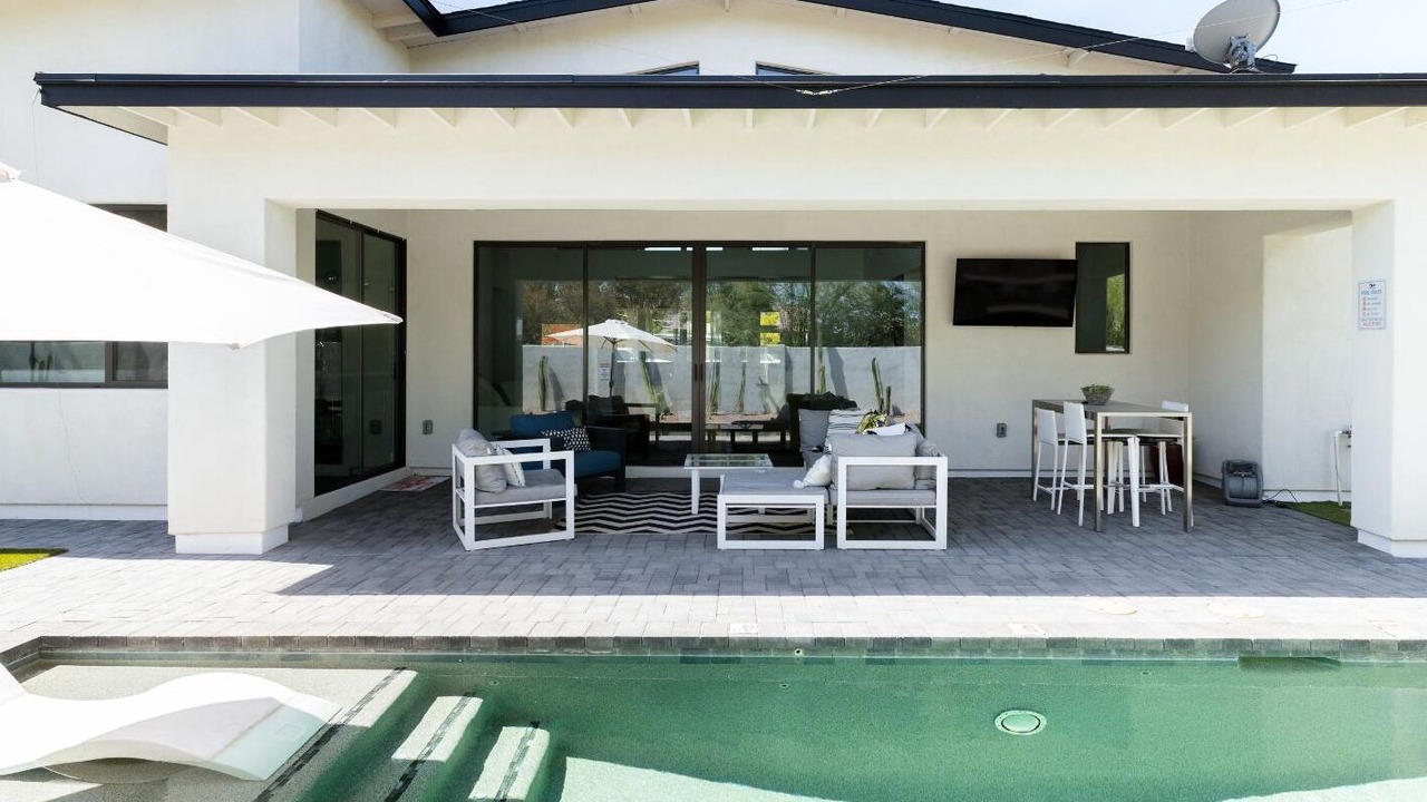 Photo of Outdoor in Camelback Park Estates