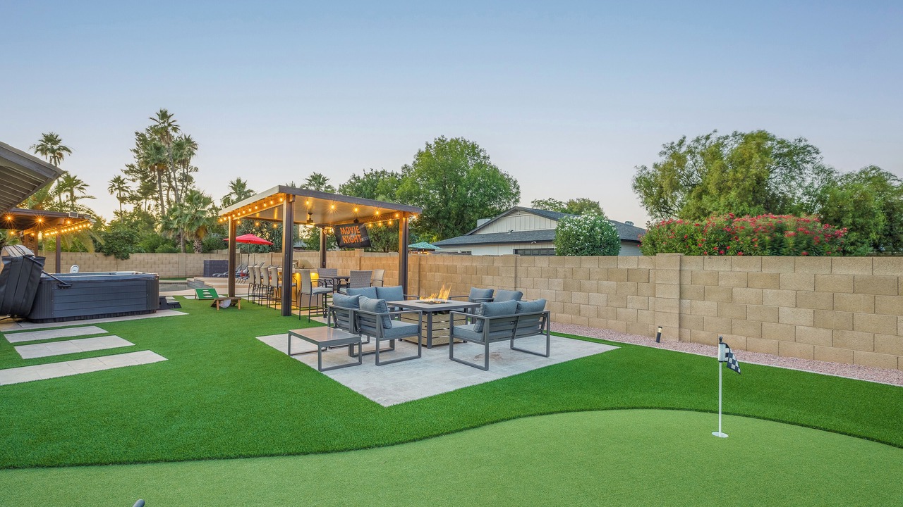Photo of Outdoor in Avant