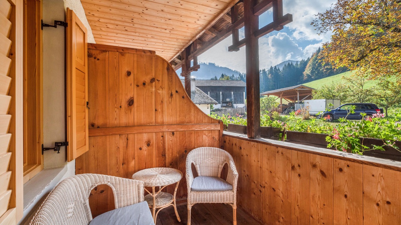 Photo of Patio Balcony in Montagna