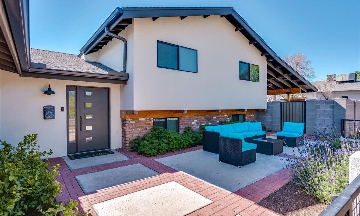 Photo of Patio Balcony in South Scottsdale