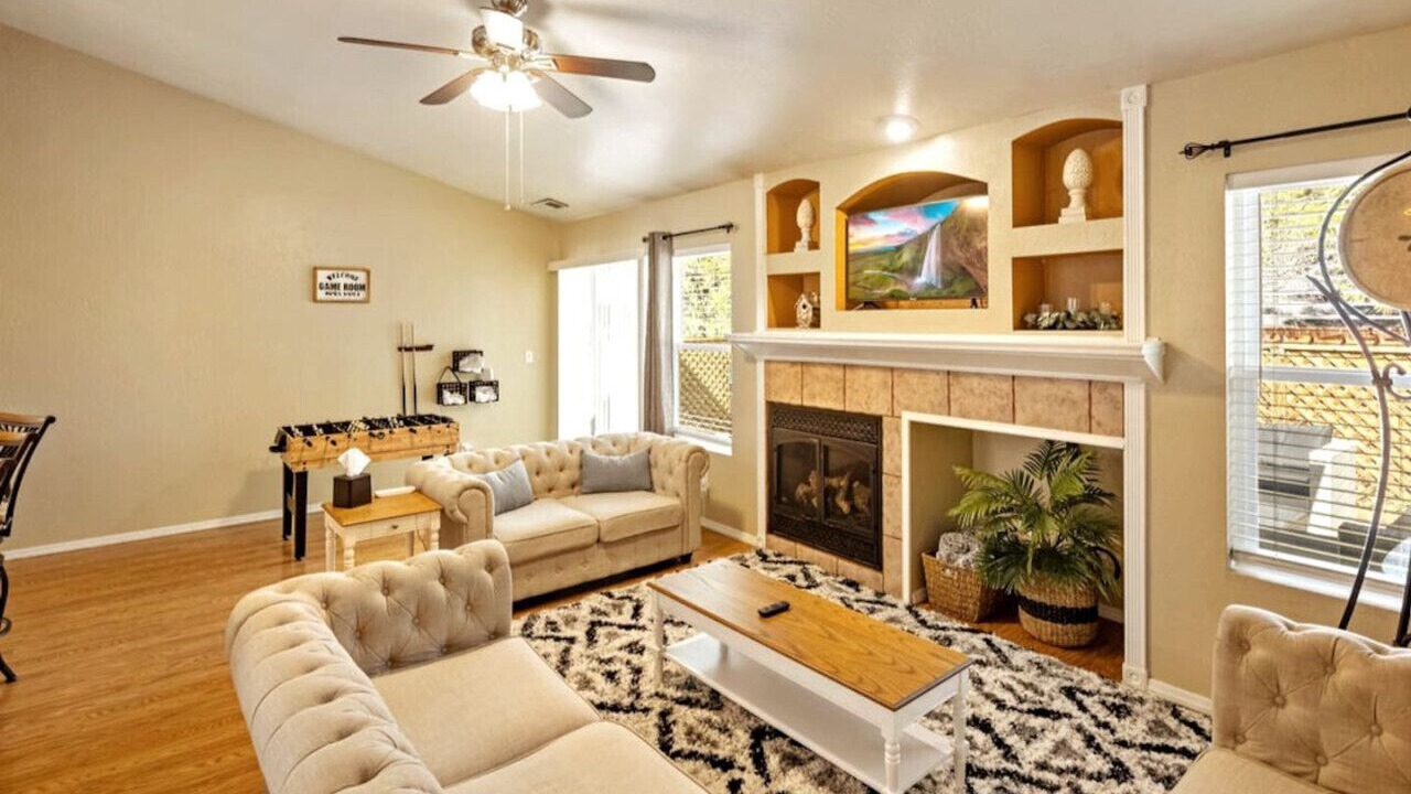 Photo of Livingroom in Ponderosa Trails