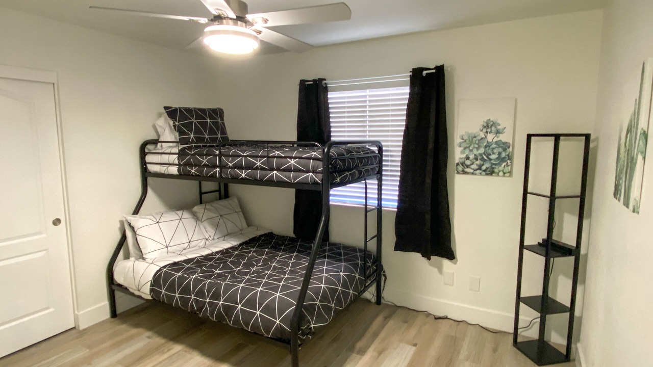 Photo of Bedroom in Glendale