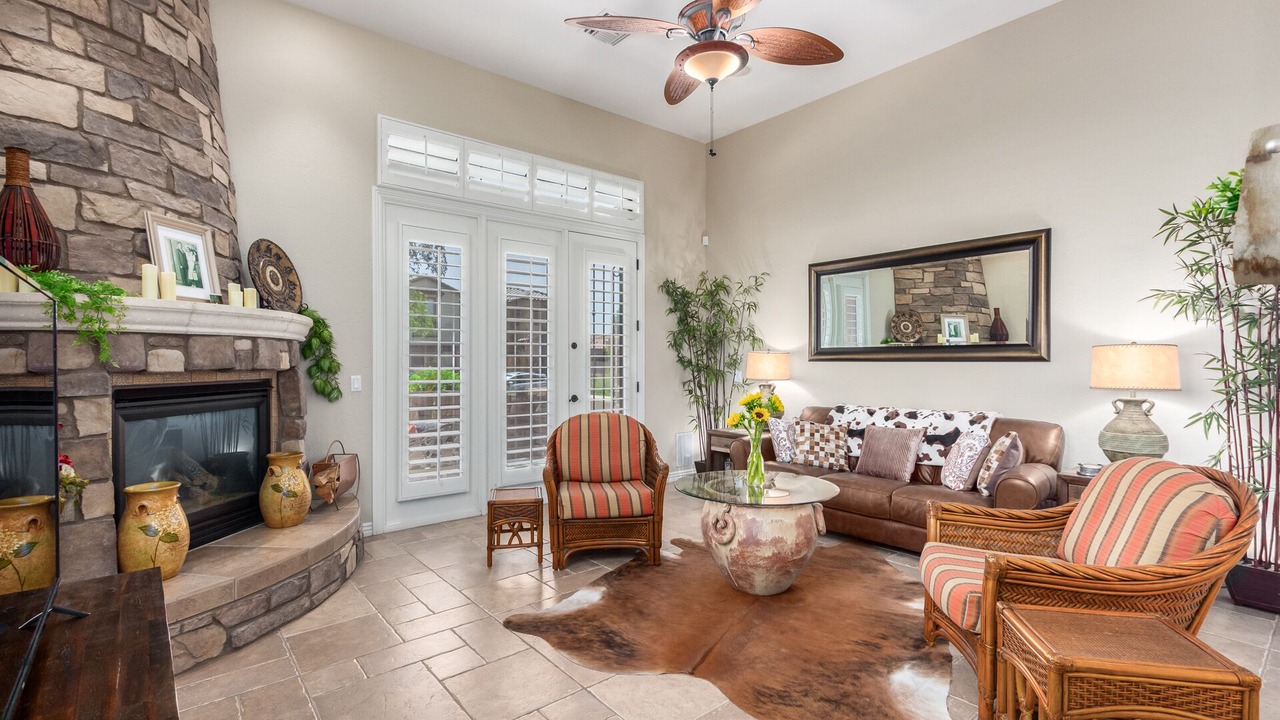 Photo of Livingroom in Litchfield Park