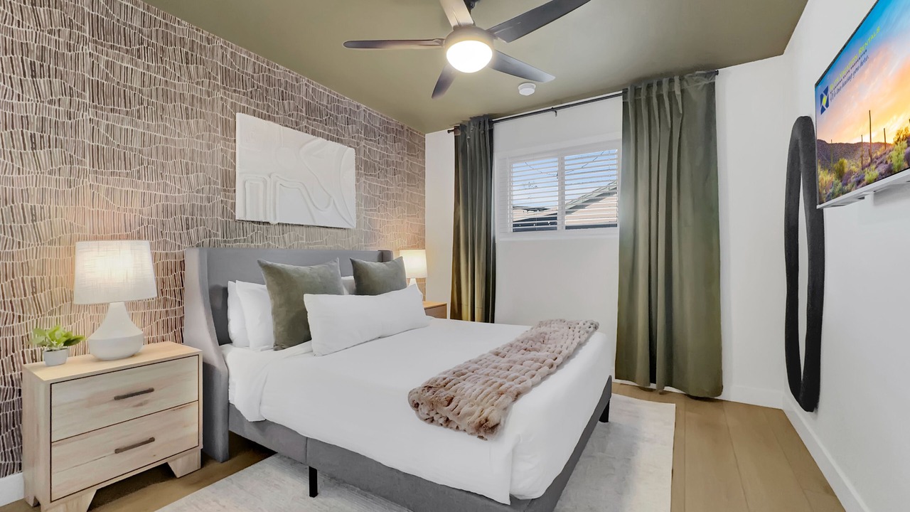 Photo of Bedroom in Shalimar