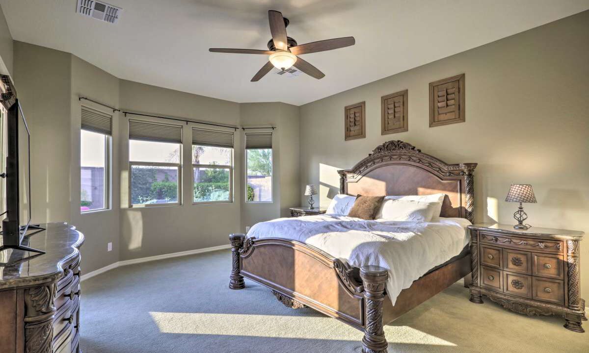 Photo of Bedroom in Montecito in Estrella
