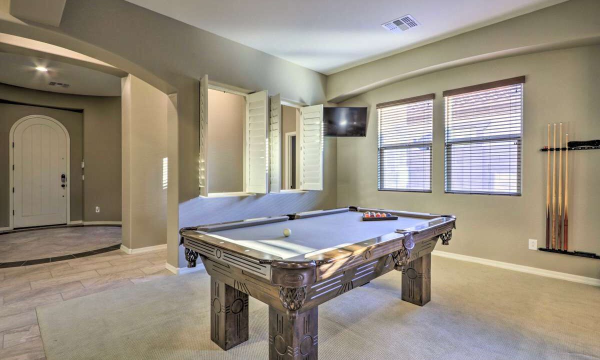 Photo of Bedroom in Montecito in Estrella