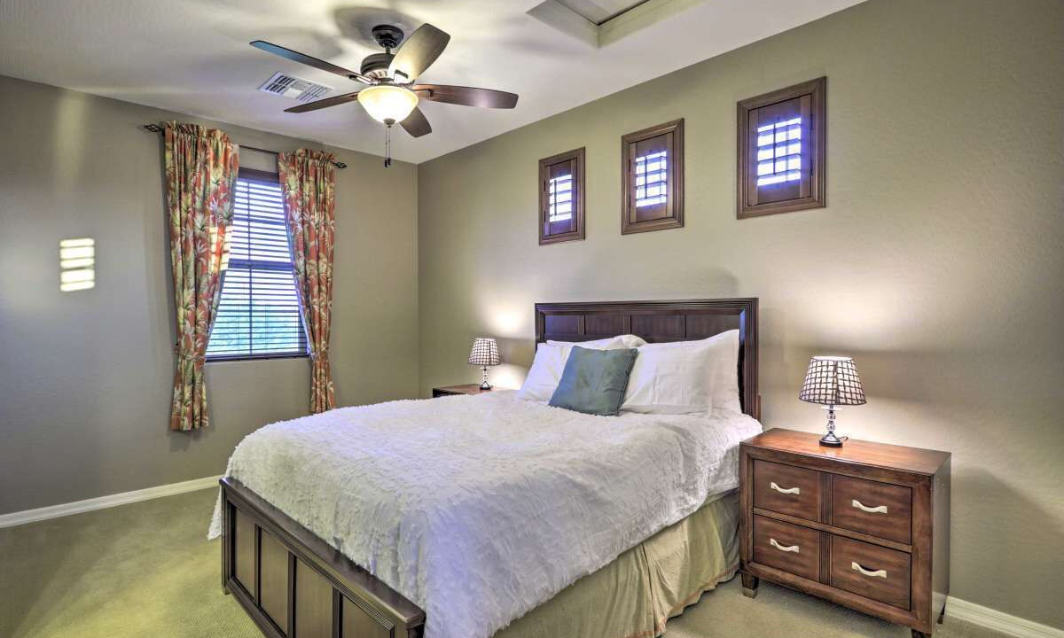Photo of Bedroom in Montecito in Estrella