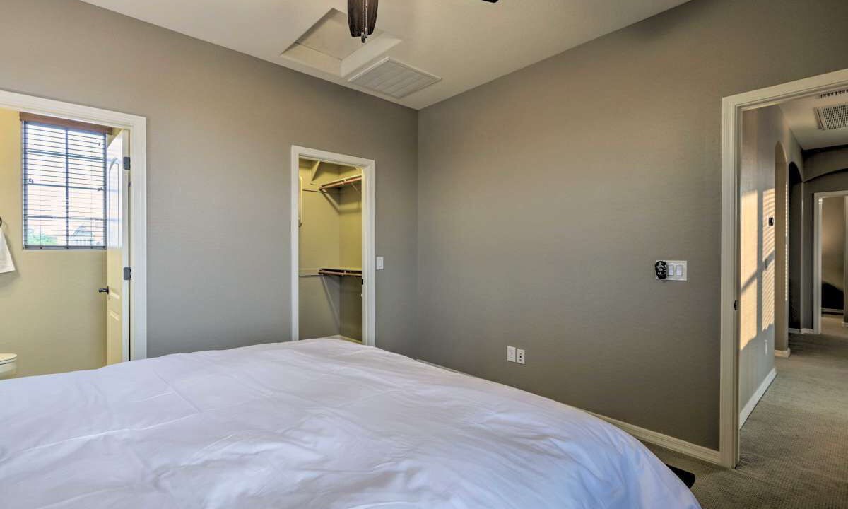 Photo of Bedroom in Montecito in Estrella
