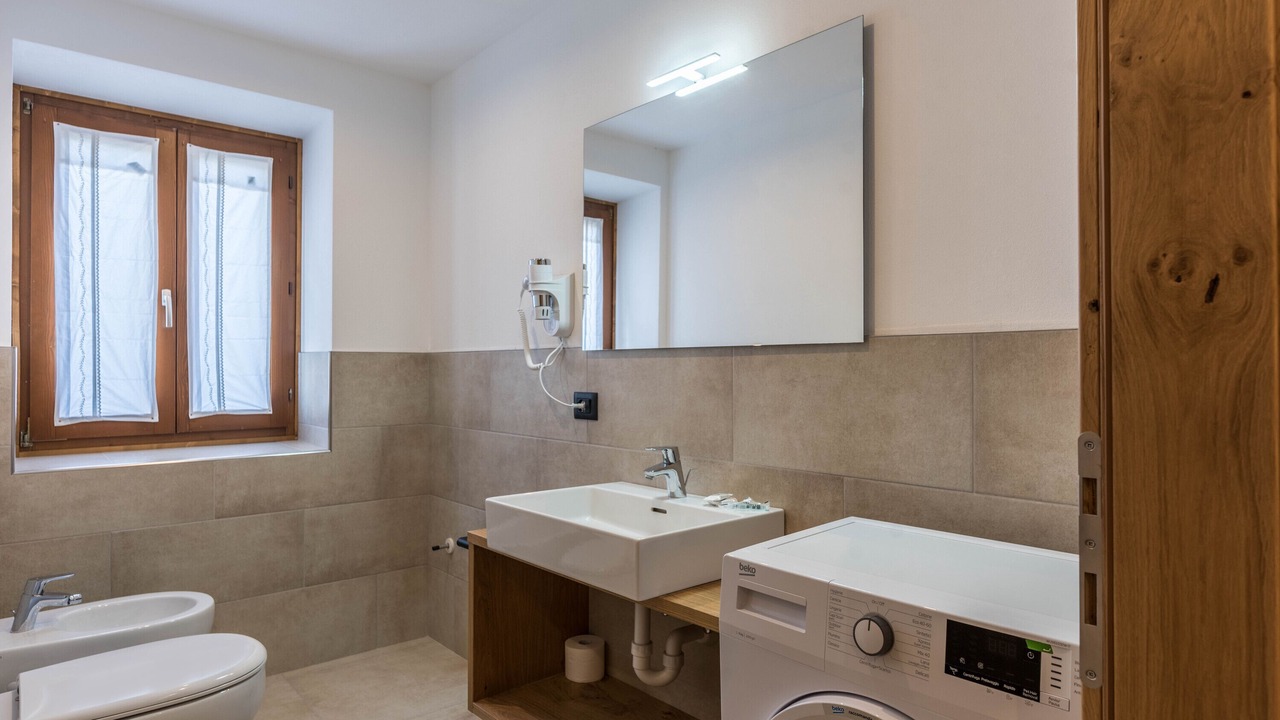 Photo of Bathroom in San Lorenzo in Banale