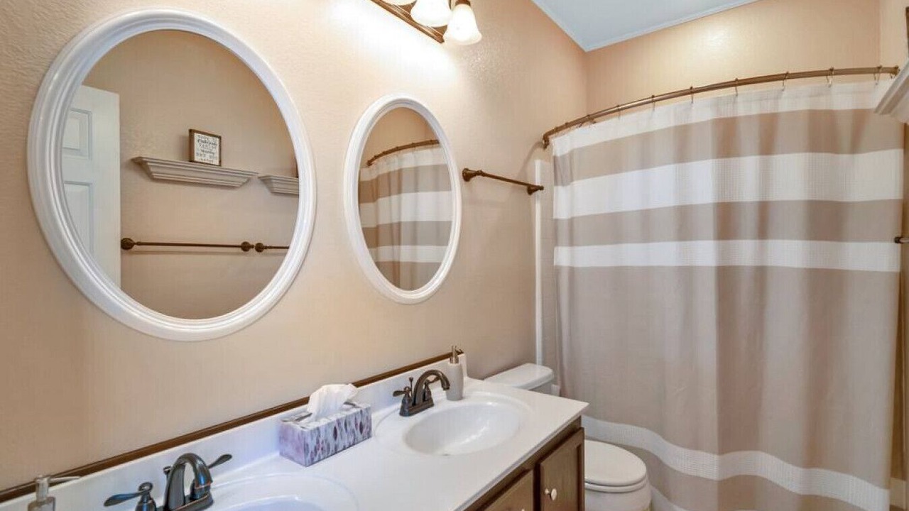 Photo of Bathroom in Hartman Vistas