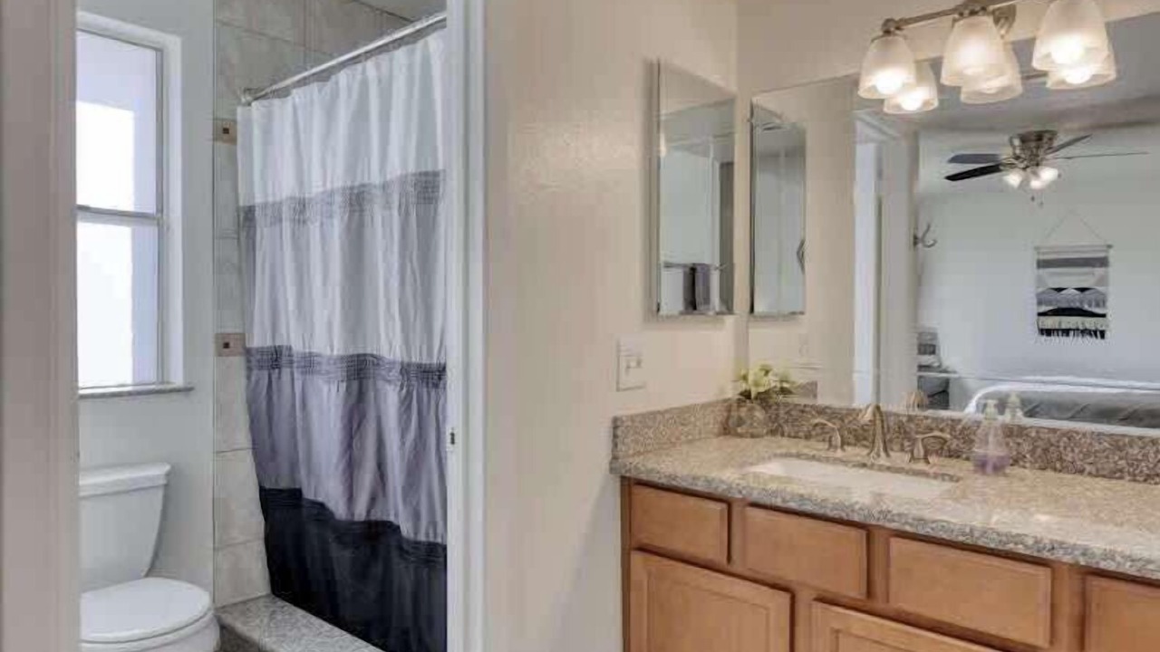Photo of Bathroom in Roadrunner Estates East