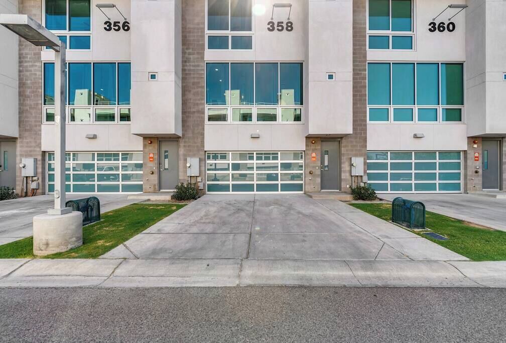 Photo of Outdoor in Riverside