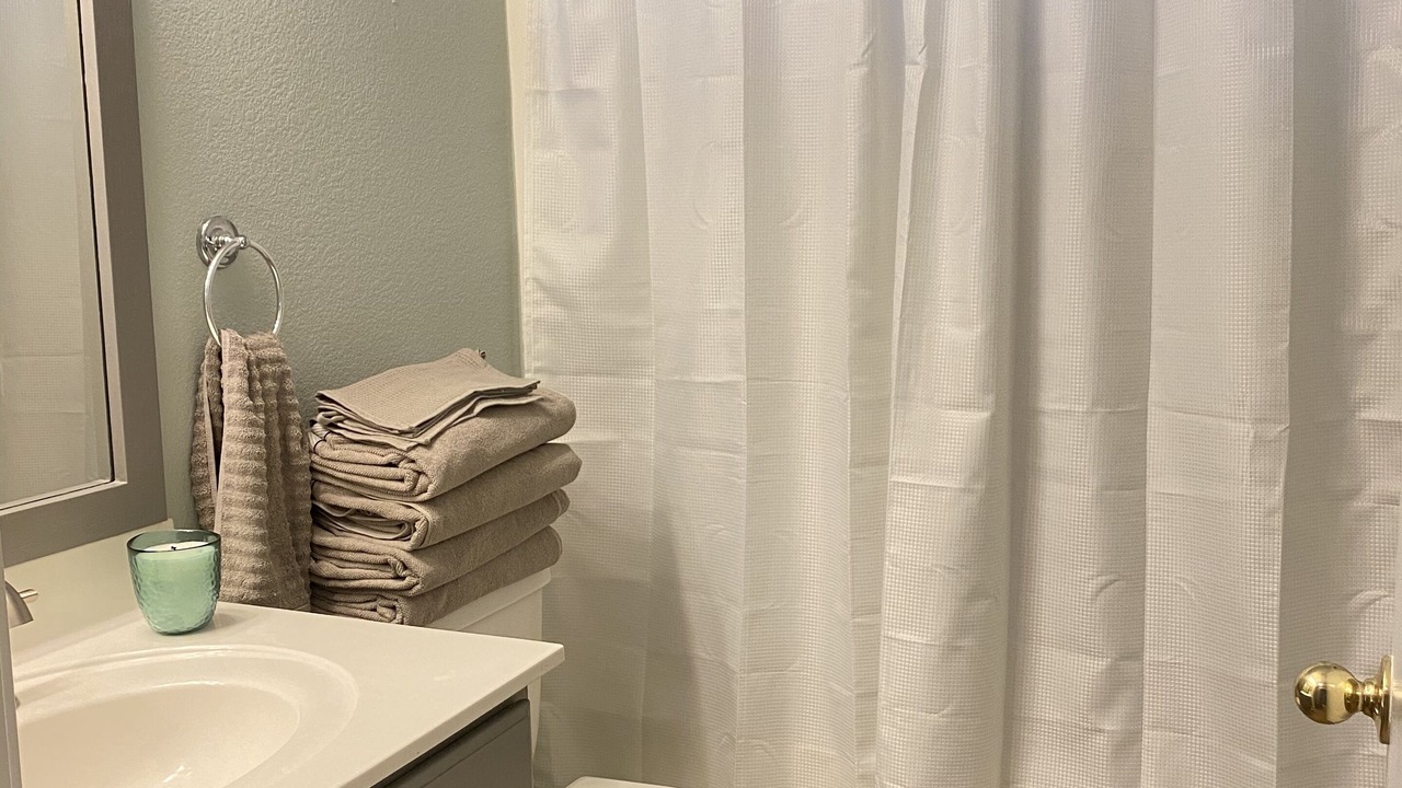 Photo of Bathroom in Kingswood Parke