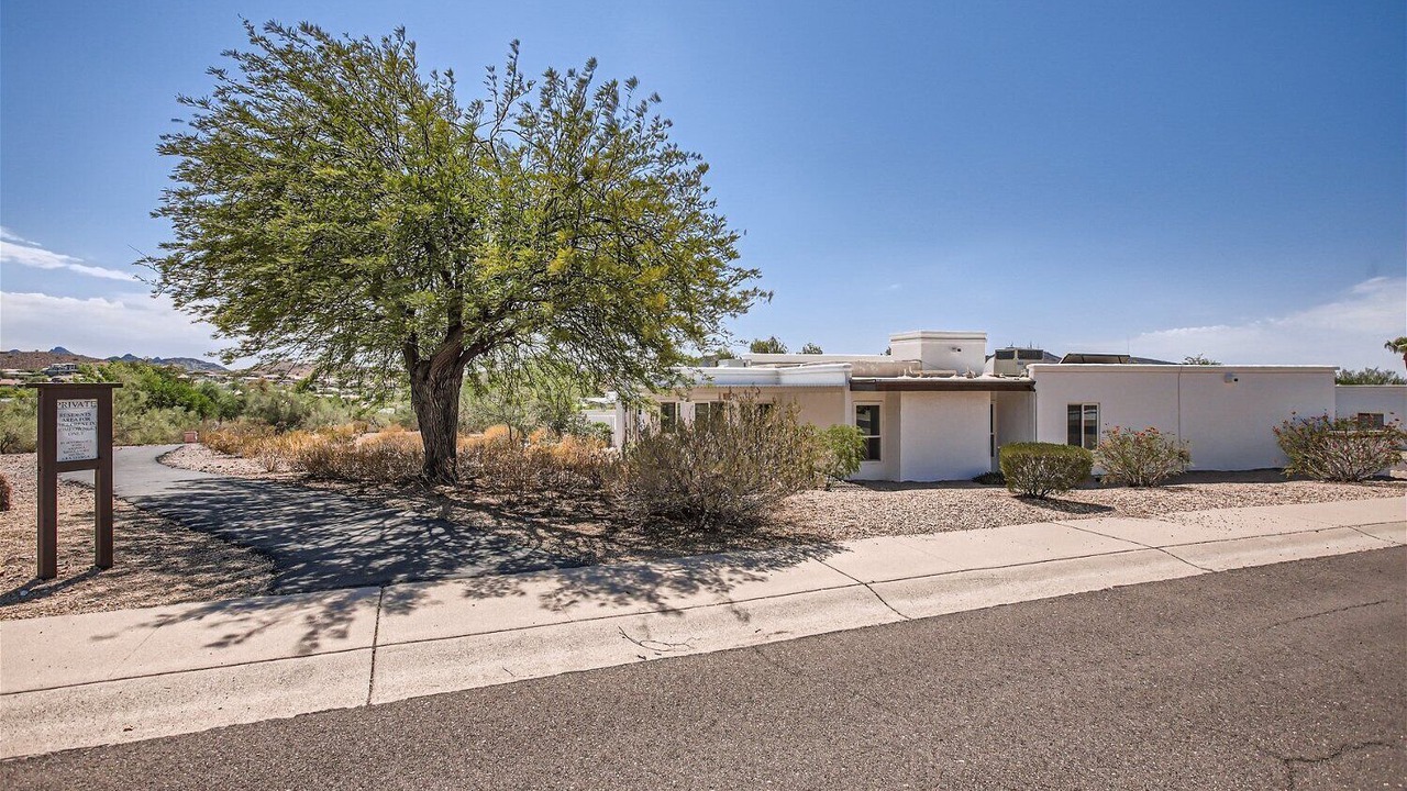 Photo of Outdoor in Hillcrest IX