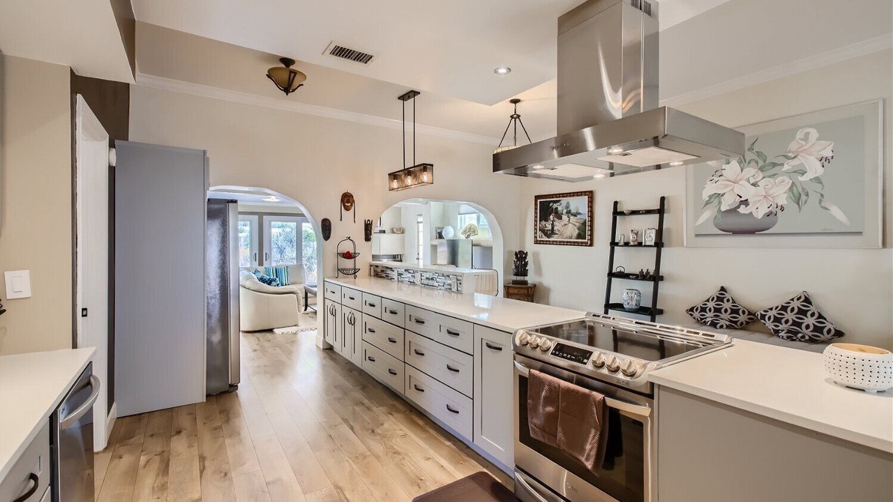 Photo of Kitchen in Hillcrest IX