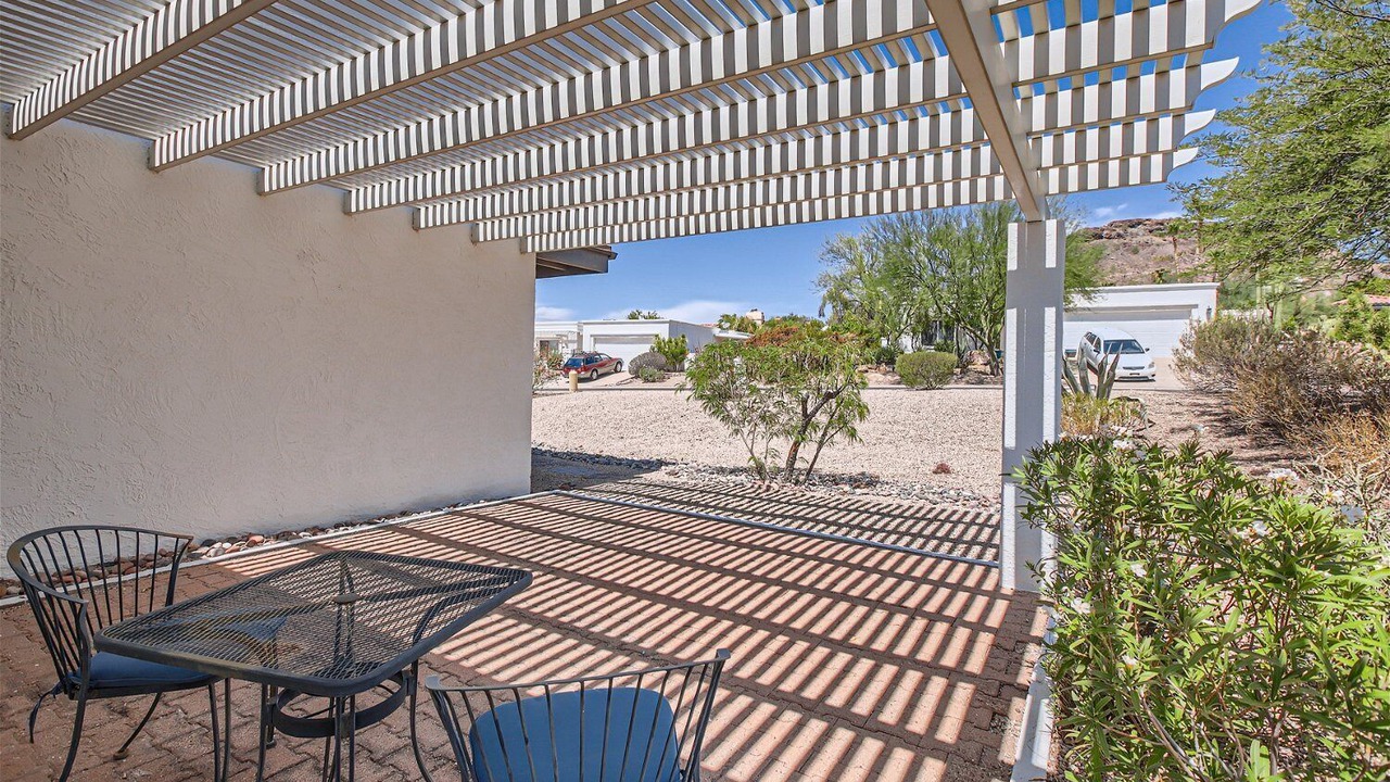 Photo of Outdoor in Hillcrest IX
