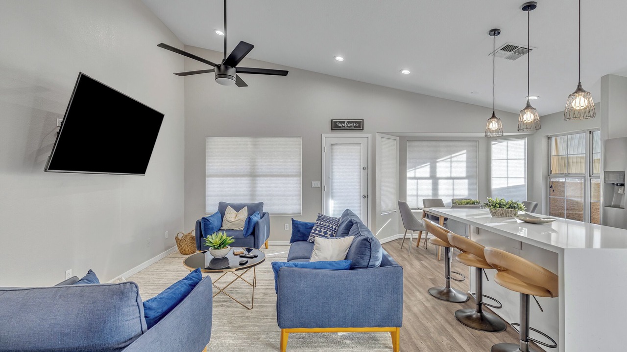 Photo of Livingroom in Mountain Park Ranch