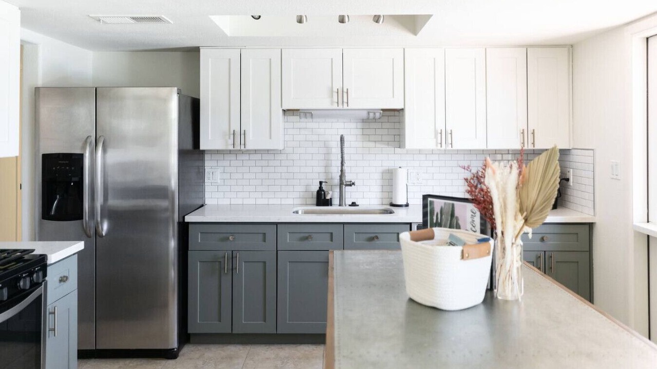 Photo of Kitchen in Paradise Plaza