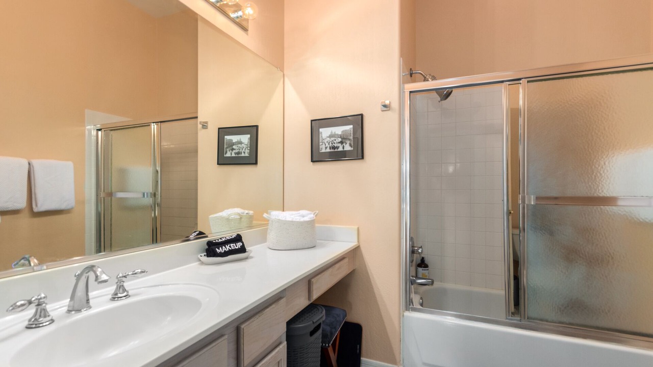 Photo of Bathroom in Central Scottsdale