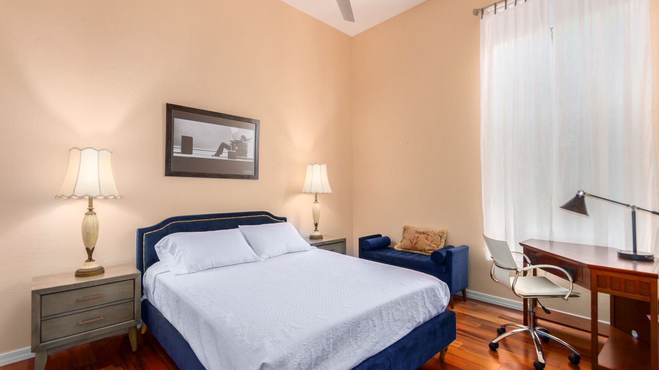 Photo of Bedroom in Central Scottsdale