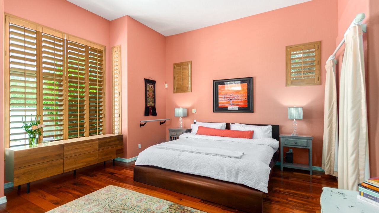Photo of Bedroom in Central Scottsdale