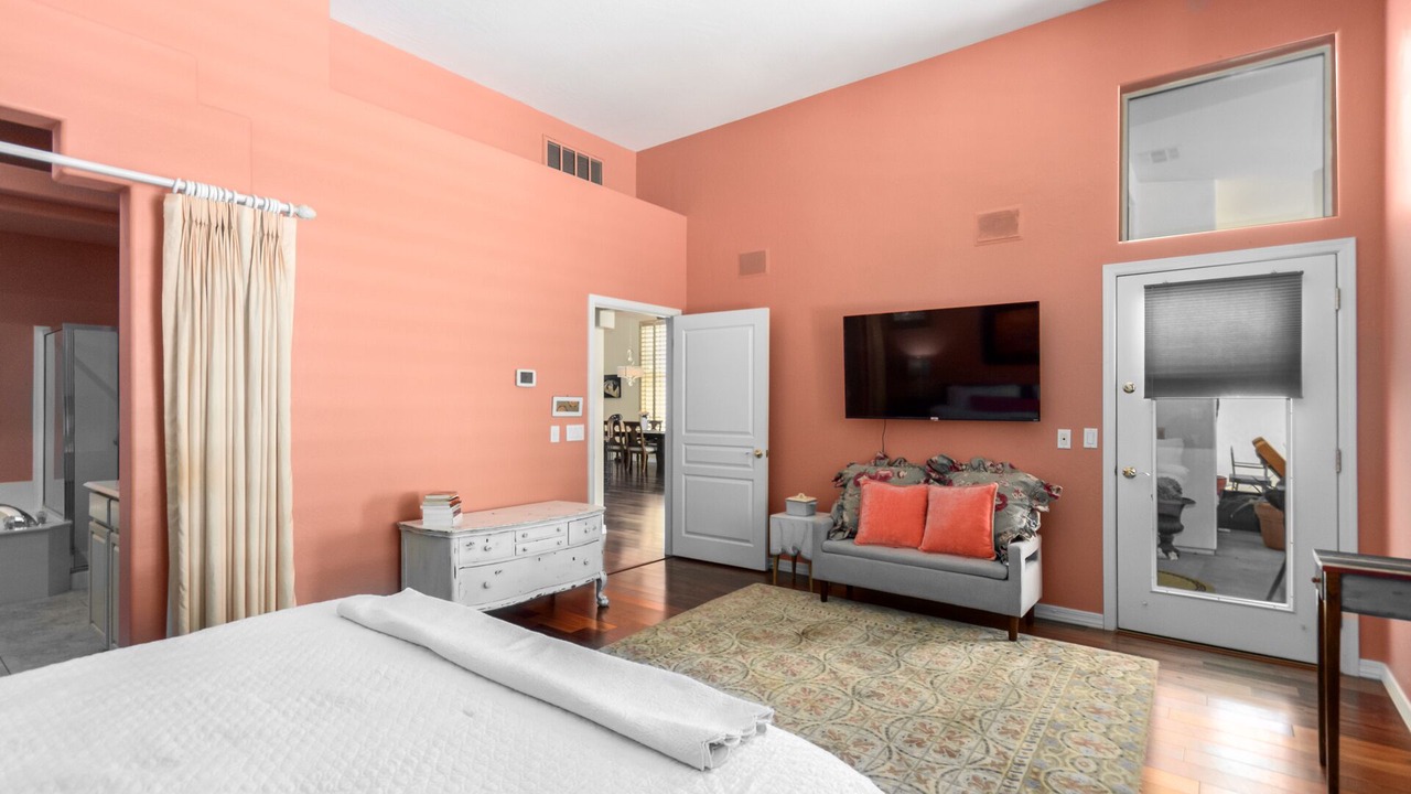 Photo of Bedroom in Central Scottsdale